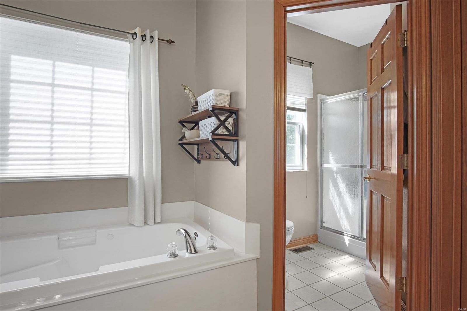 7005 Missionary Ridge Court Edwardsville, IL 62025 - Photo 18 of 38 Gallery Image 18