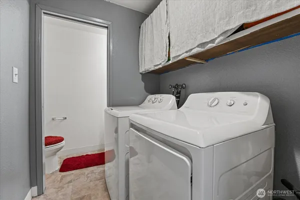 $285,000 | 1016 9th Street Southeast, Unit 7, Puyallup, WA 98372