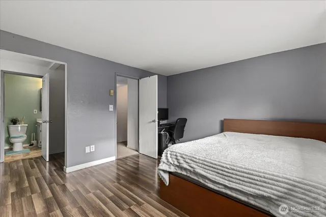 $295,000 | 1016 9th Street Southeast, Unit 7, Puyallup, WA 98372