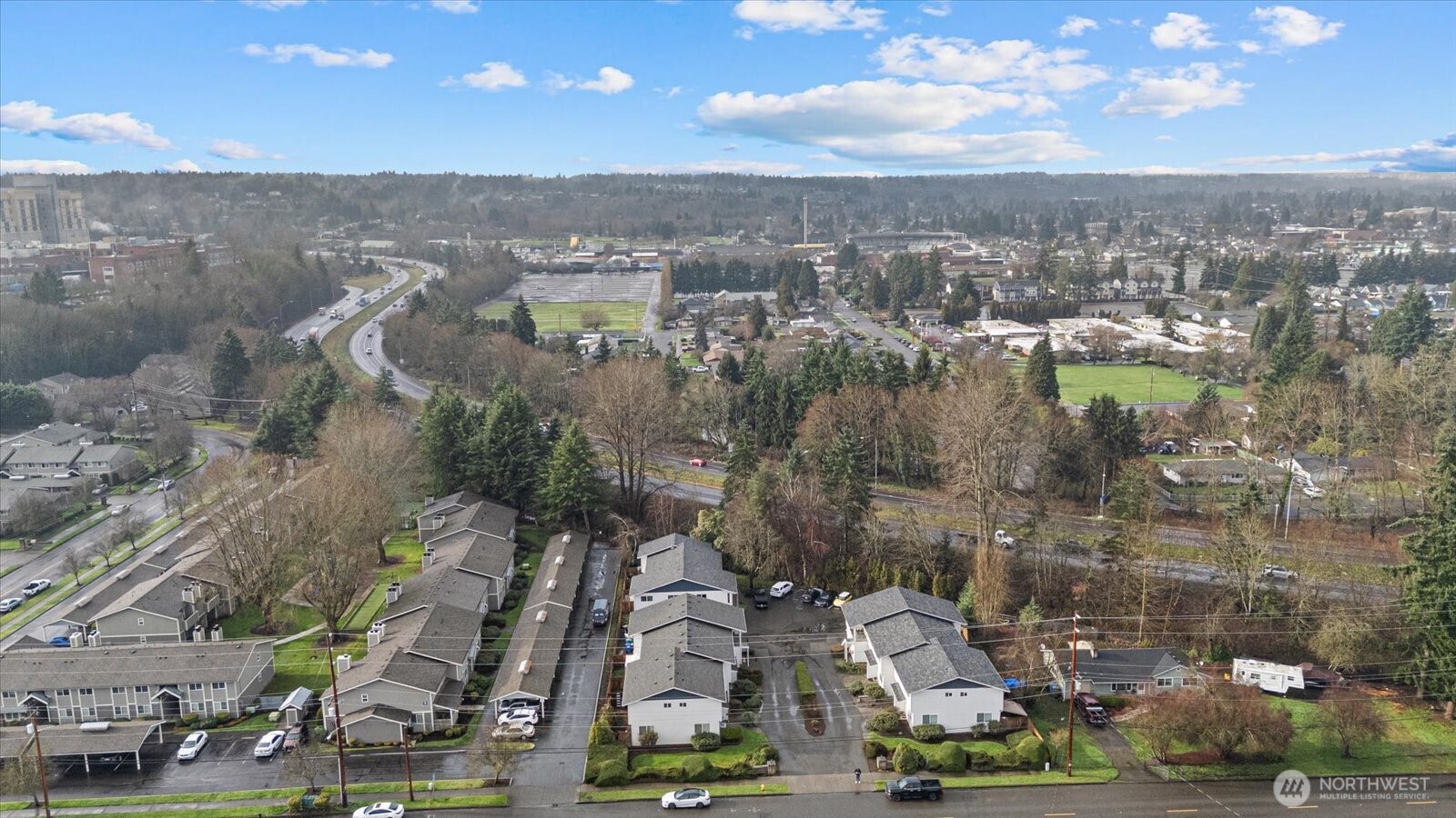 1016 9th Street Southeast, Unit 7 Puyallup, WA 98372 - Photo 25 of 29 a view of a city