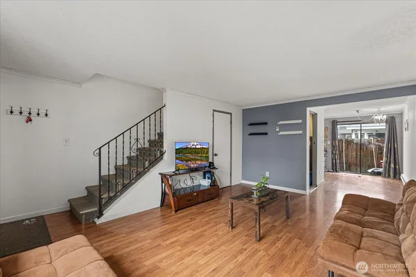 $285,000 | 1016 9th Street Southeast, Unit 7, Puyallup, WA 98372