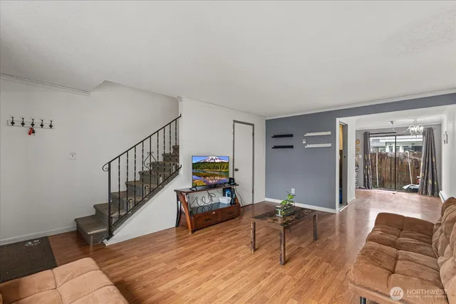 $295,000 | 1016 9th Street Southeast, Unit 7, Puyallup, WA 98372