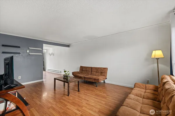 $285,000 | 1016 9th Street Southeast, Unit 7, Puyallup, WA 98372