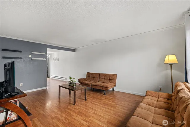 $295,000 | 1016 9th Street Southeast, Unit 7, Puyallup, WA 98372