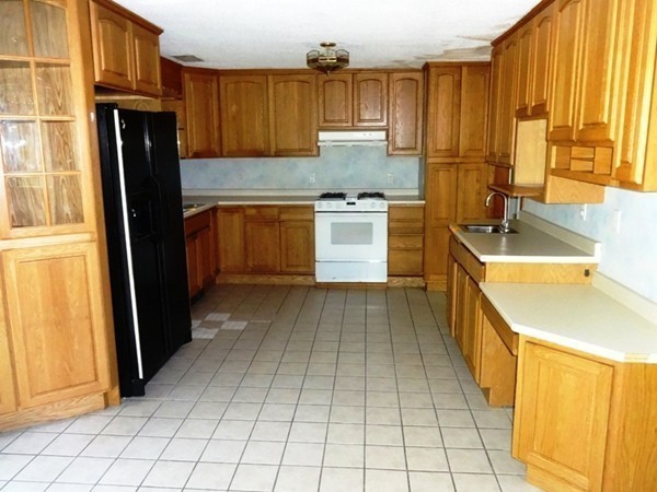 20 James Road Ipswich, MA 01938 - Photo 5 of 19 Gallery Image 5