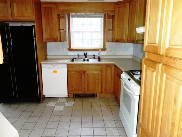 20 James Road Ipswich, MA 01938 - Photo 6 of 19 Gallery Image 6