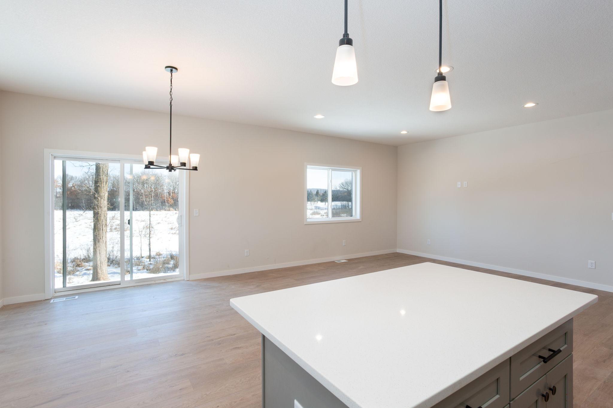 263 Eagle Ridge Drive Roberts, WI 54023 - Photo 8 of 19