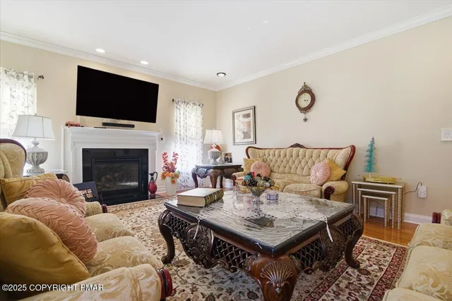 $699,000 | 5123 Hemlock Lane, Tamiment, PA 18371