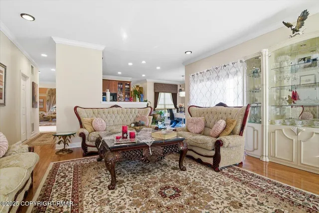 $699,000 | 5123 Hemlock Lane, Tamiment, PA 18371