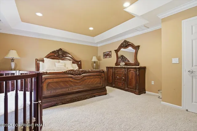 $699,000 | 5123 Hemlock Lane, Tamiment, PA 18371