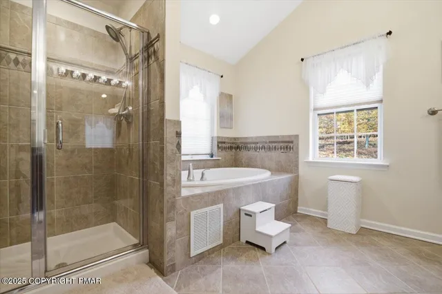 $699,000 | 5123 Hemlock Lane, Tamiment, PA 18371