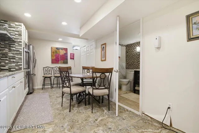 $699,000 | 5123 Hemlock Lane, Tamiment, PA 18371