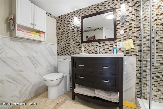 $699,000 | 5123 Hemlock Lane, Tamiment, PA 18371