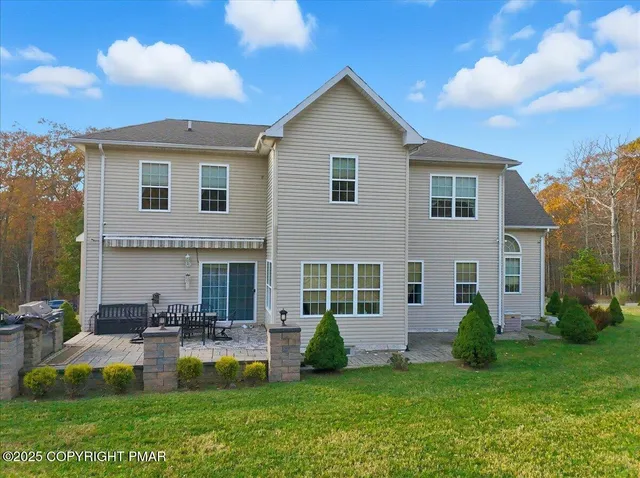 $699,000 | 5123 Hemlock Lane, Tamiment, PA 18371