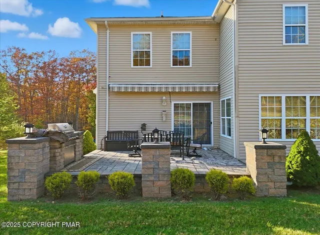 $699,000 | 5123 Hemlock Lane, Tamiment, PA 18371