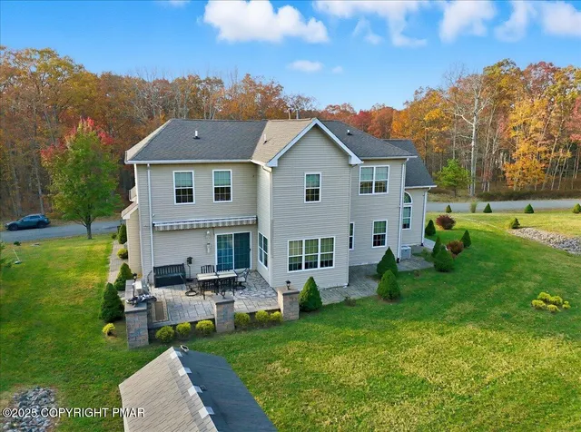 $699,000 | 5123 Hemlock Lane, Tamiment, PA 18371