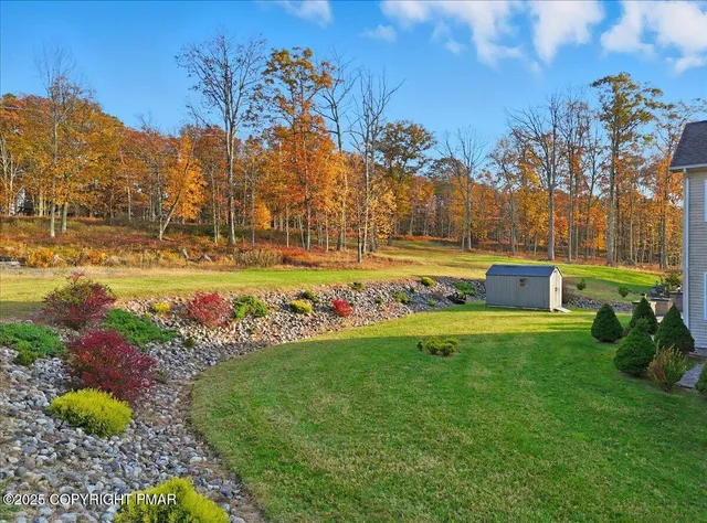$699,000 | 5123 Hemlock Lane, Tamiment, PA 18371