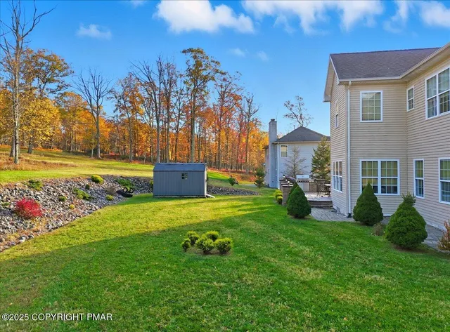 $699,000 | 5123 Hemlock Lane, Tamiment, PA 18371