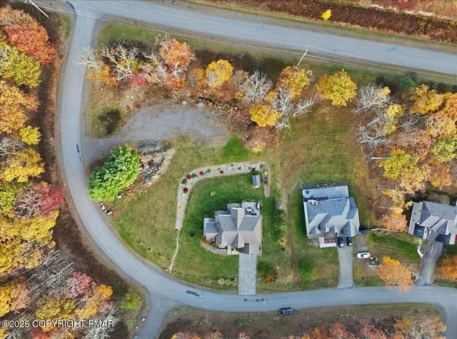 $699,000 | 5123 Hemlock Lane, Tamiment, PA 18371