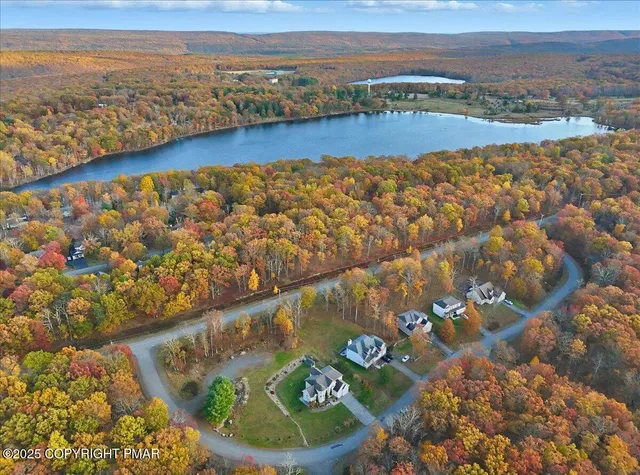 $699,000 | 5123 Hemlock Lane, Tamiment, PA 18371