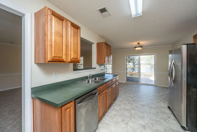 $430,000 | 444 Jamestown Drive, Summerville, SC 29486