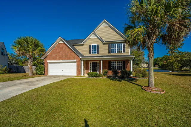 $430,000 | 444 Jamestown Drive, Summerville, SC 29486
