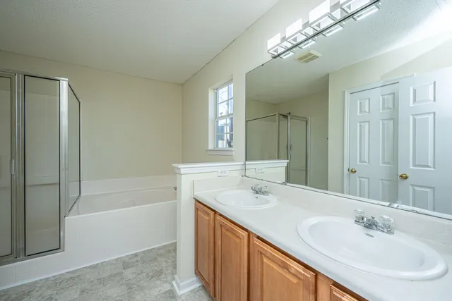 $430,000 | 444 Jamestown Drive, Summerville, SC 29486