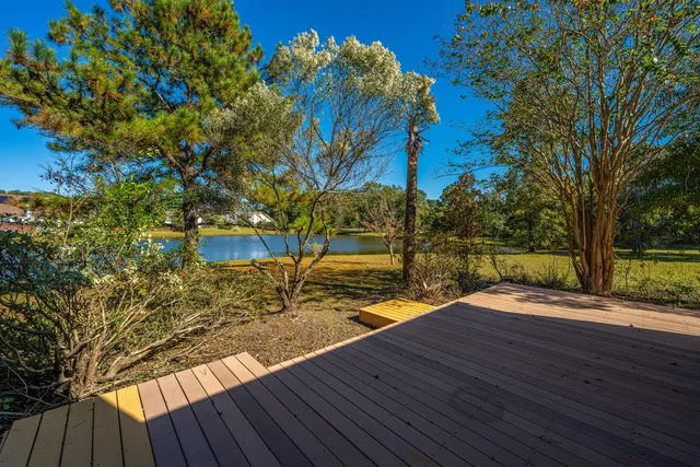 $430,000 | 444 Jamestown Drive, Summerville, SC 29486