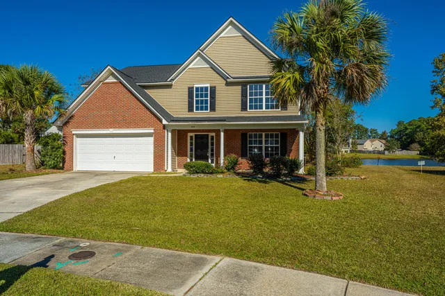 $430,000 | 444 Jamestown Drive, Summerville, SC 29486