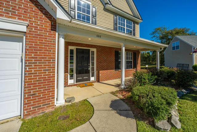 $430,000 | 444 Jamestown Drive, Summerville, SC 29486