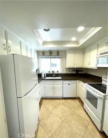 $2,600 | 2390 Via Mariposa West, Unit 3C, Laguna Woods, CA 92637