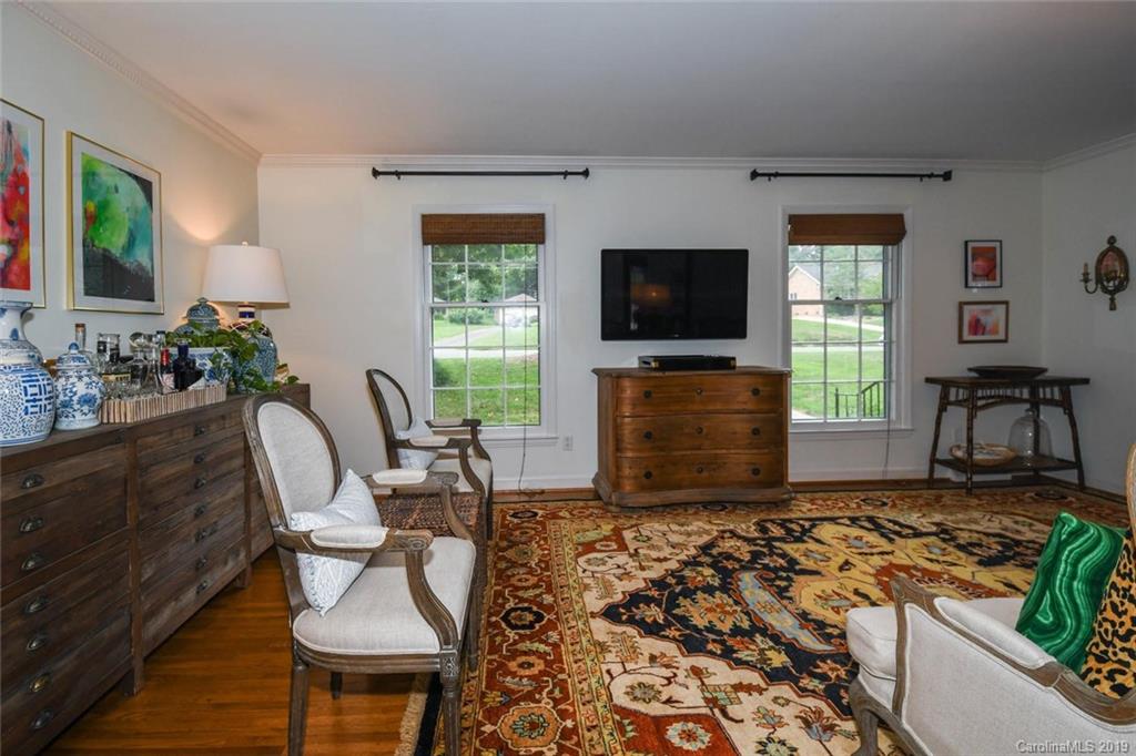 3027 Goneaway Road Charlotte, NC 28210 - Photo 7 of 32 Gallery Image 7