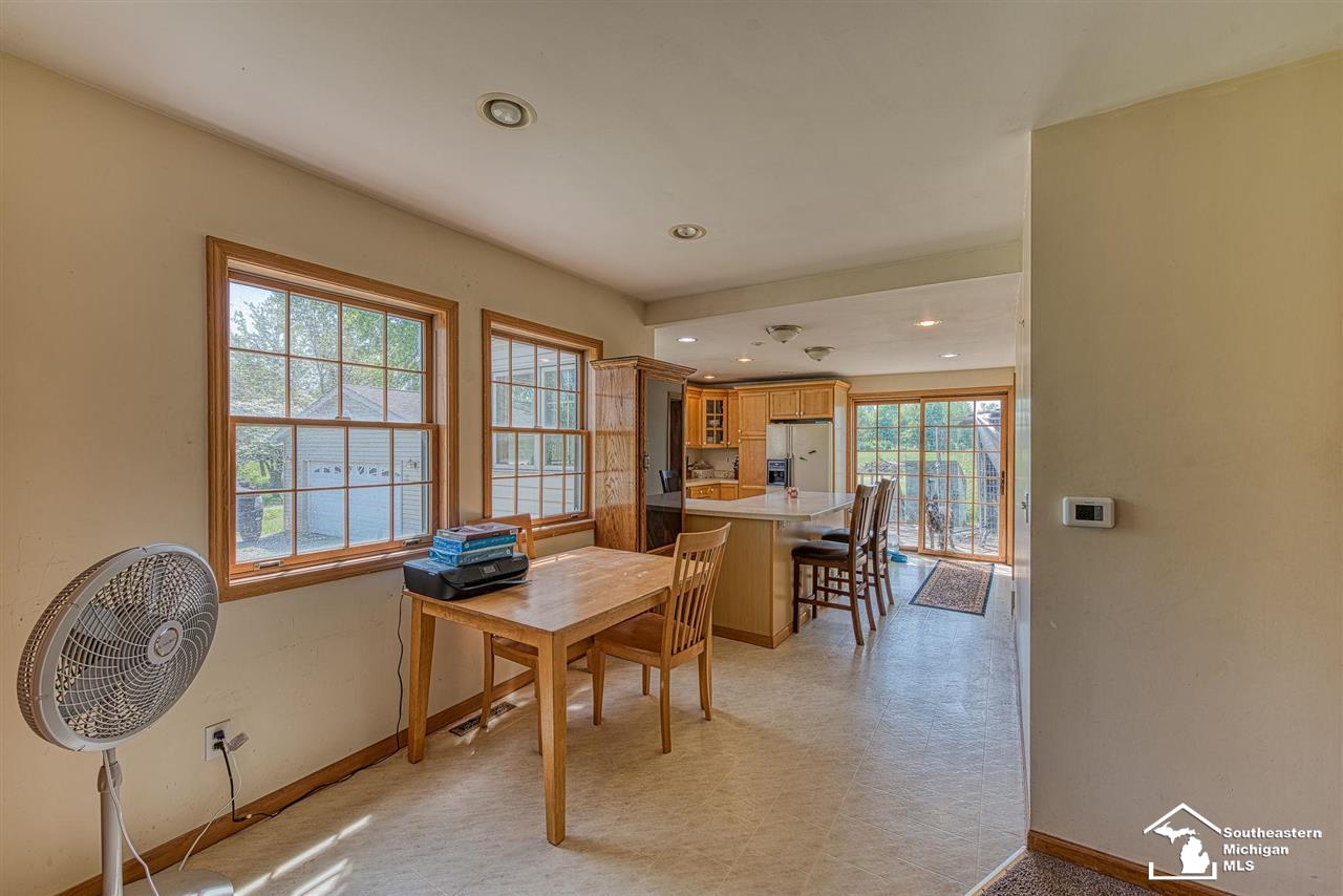 1639 Steiner Road Monroe, MI 48162 - Photo 5 of 38 50076116-4.JPG
