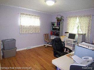 1289 Oakcrest Road Howell, MI 48843 - Photo 11 of 16 Bedroom 3