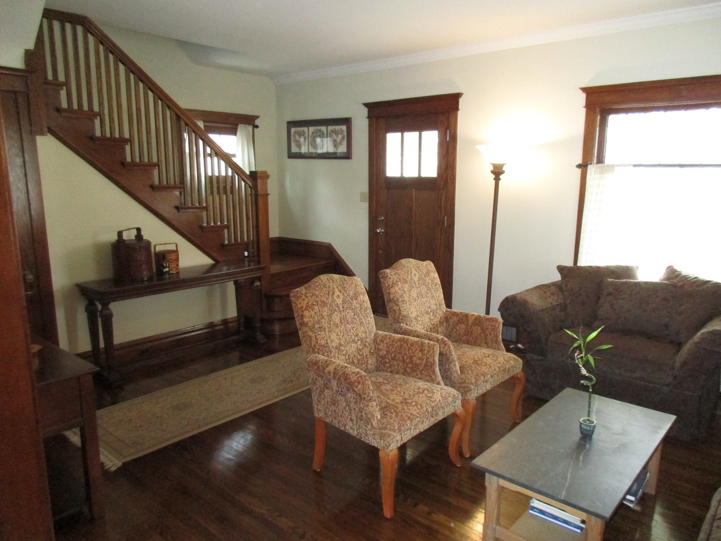 317 Shenstone Road Riverside, IL 60546 - Photo 4 of 21 a living room with furniture and a window