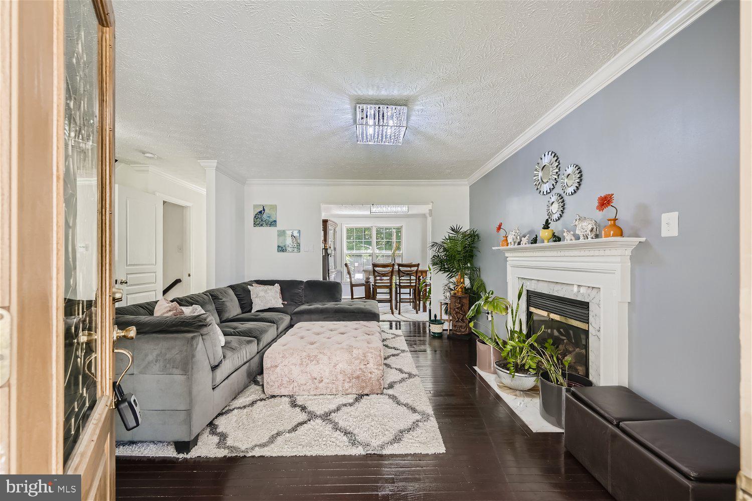 9236 Stream View Lane Laurel, MD 20723 - Photo 7 of 33