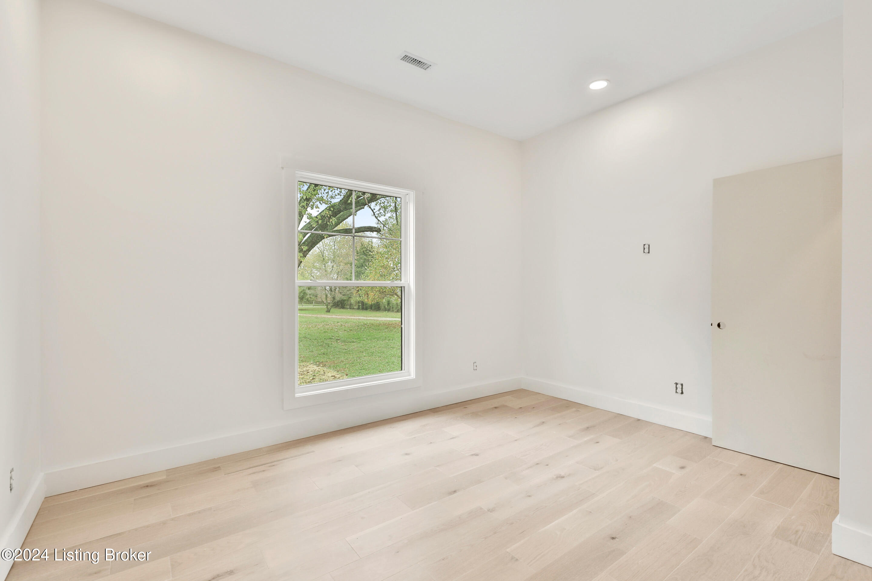 2083 Ellis Road Eminence, KY 40019 - Photo 34 of 49 CT6C2722