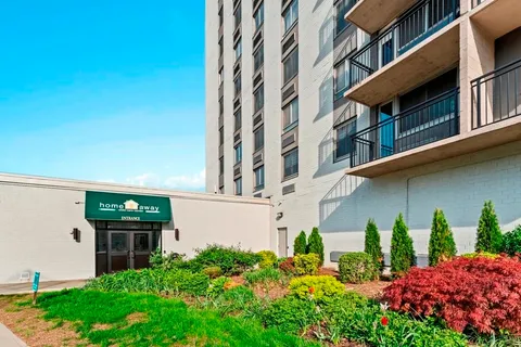 $579,000 | 100 Manhattan Avenue, Unit 2312, Union City, NJ 07087