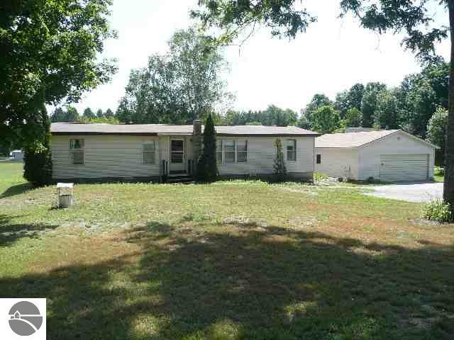 6705 Clark Road Kingsley, MI 49649 - Photo 1 of 11 1694691.JPG