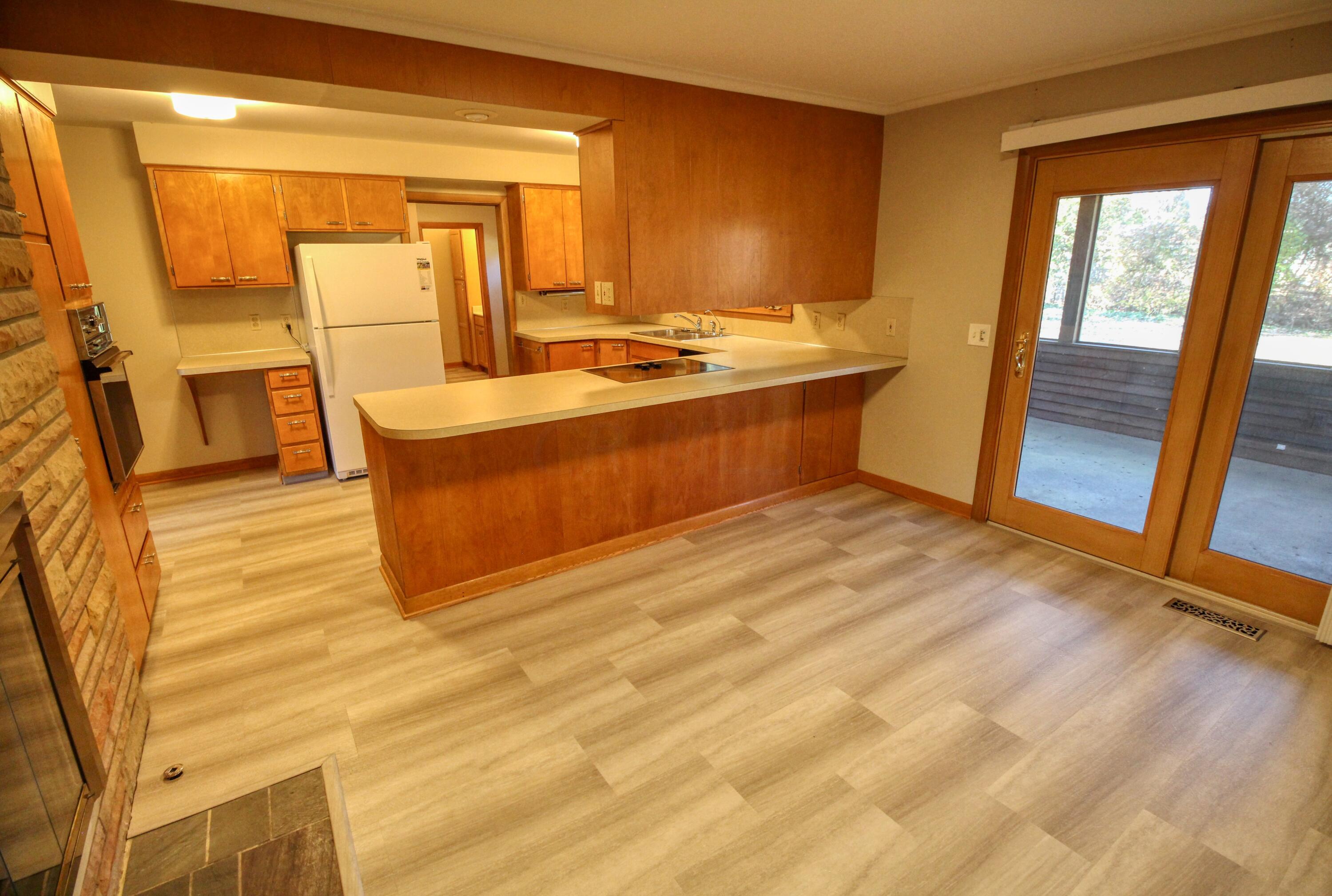 2066 Middlesex Road Columbus, OH 43220 - Photo 8 of 26 DinningRoom2