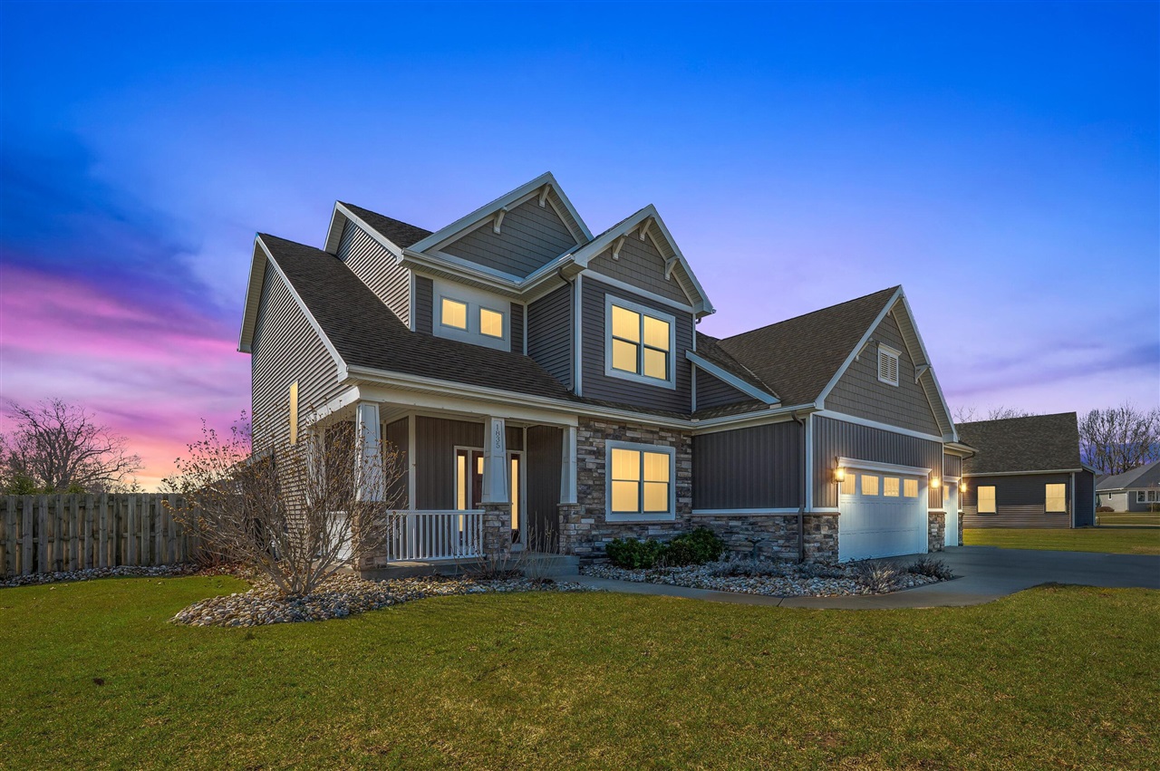 1835 Fox Prairie Road St. Joseph, MI 49085 - Photo 1 of 82