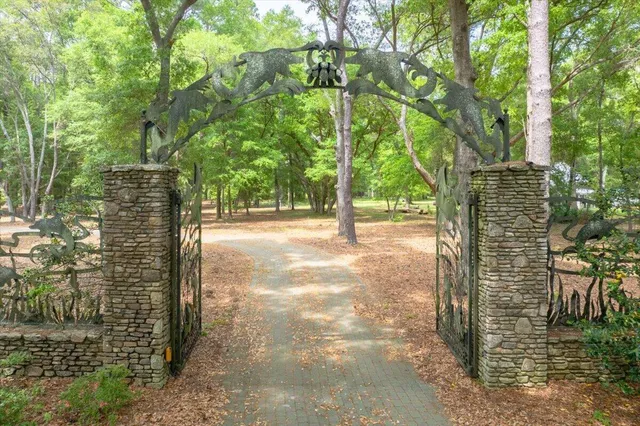 $10,600,000 | 2970 Roseville Road, Wadmalaw Island, SC 29487