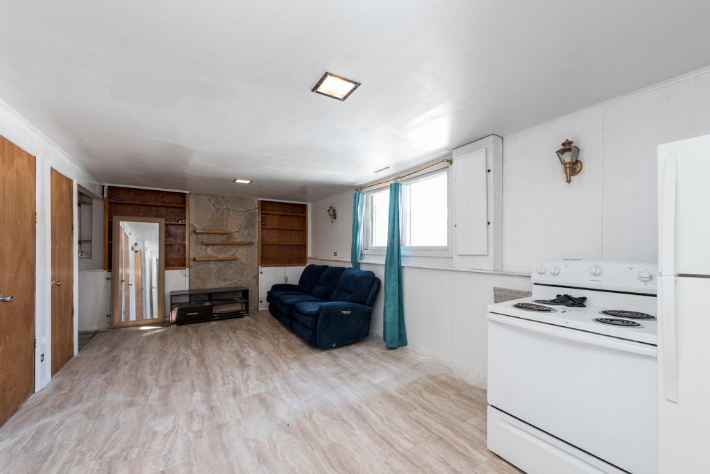 2029 Edgewood Road Waukegan, IL 60087 - Photo 11 of 17 Gallery Image 11