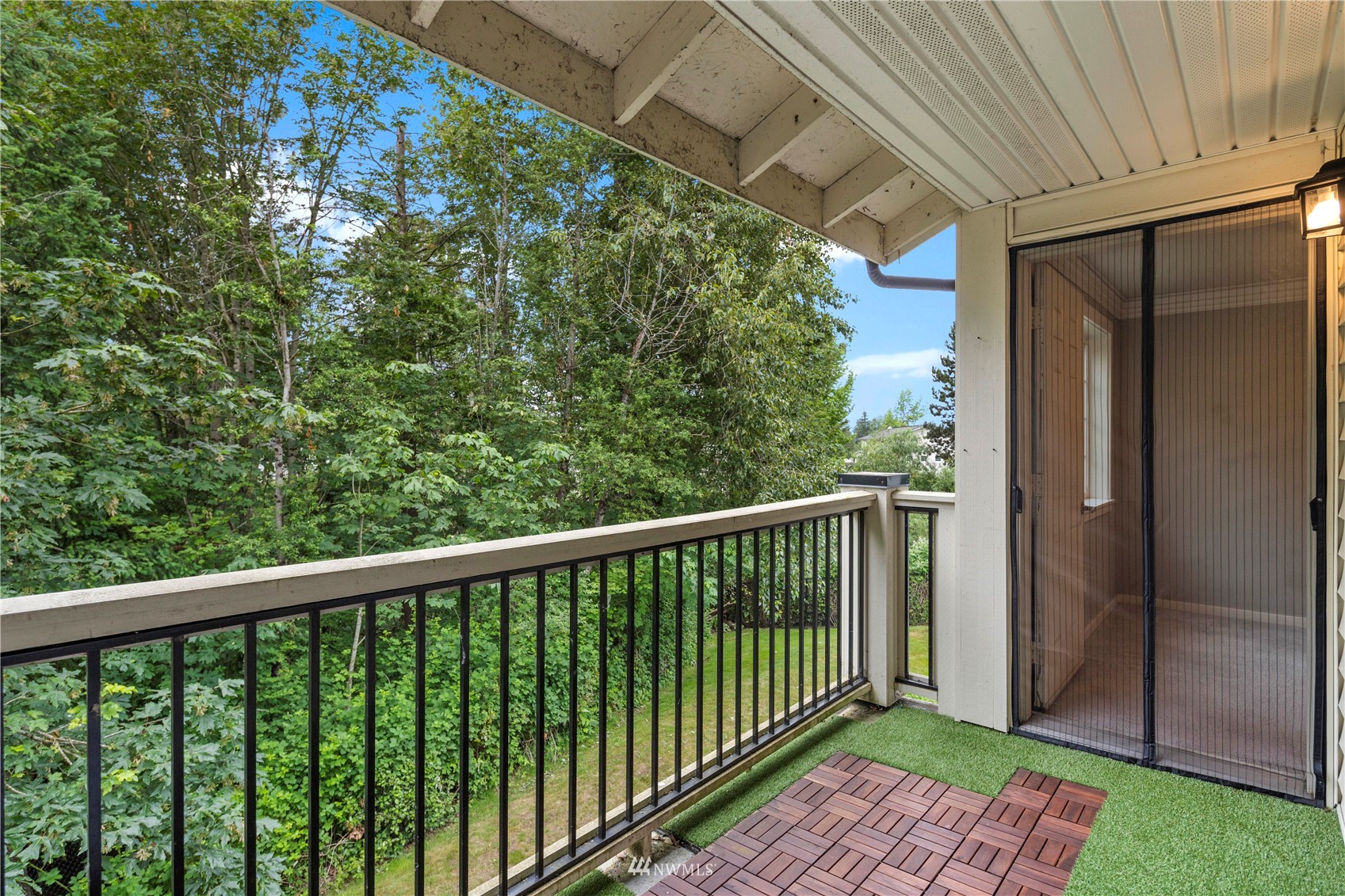 12404 East Gibson Road, Unit K302 Everett, WA 98204 - Photo 1 of 35 Gallery Image 1