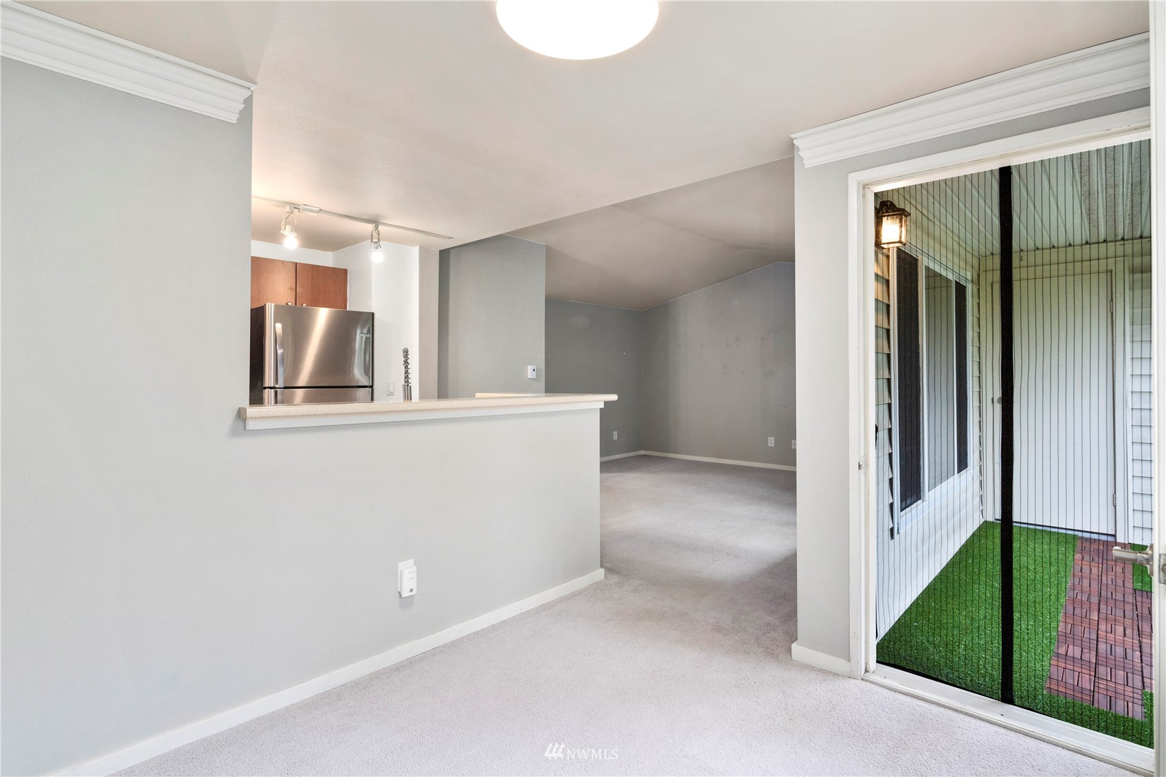 12404 East Gibson Road, Unit K302 Everett, WA 98204 - Photo 11 of 35 Gallery Image 11