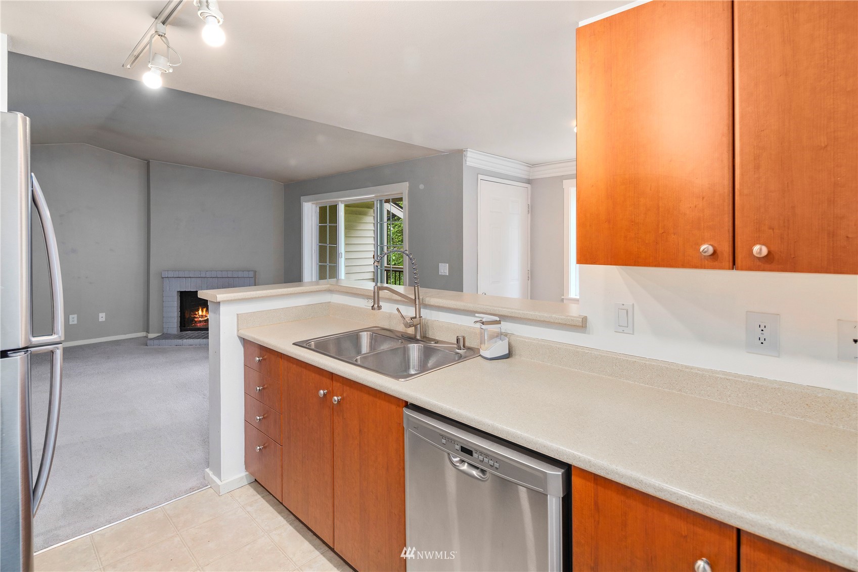 12404 East Gibson Road, Unit K302 Everett, WA 98204 - Photo 14 of 35 Gallery Image 14