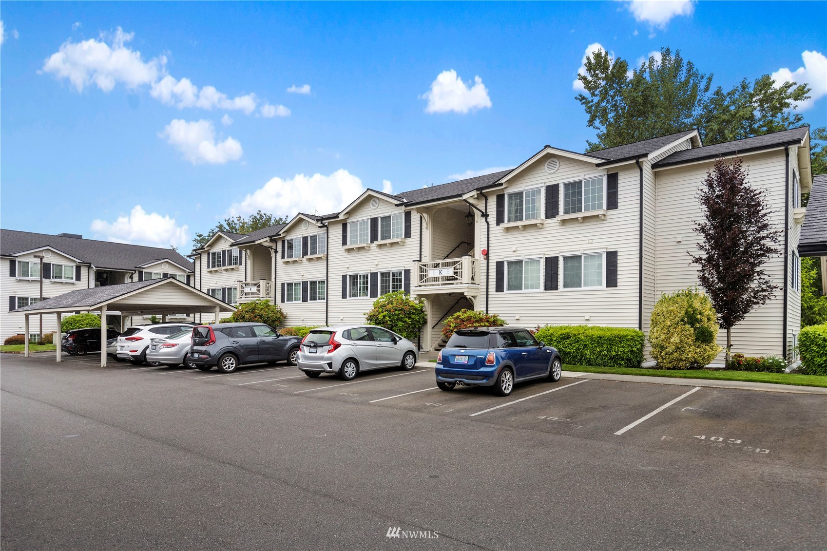 12404 East Gibson Road, Unit K302 Everett, WA 98204 - Photo 2 of 35 Gallery Image 2