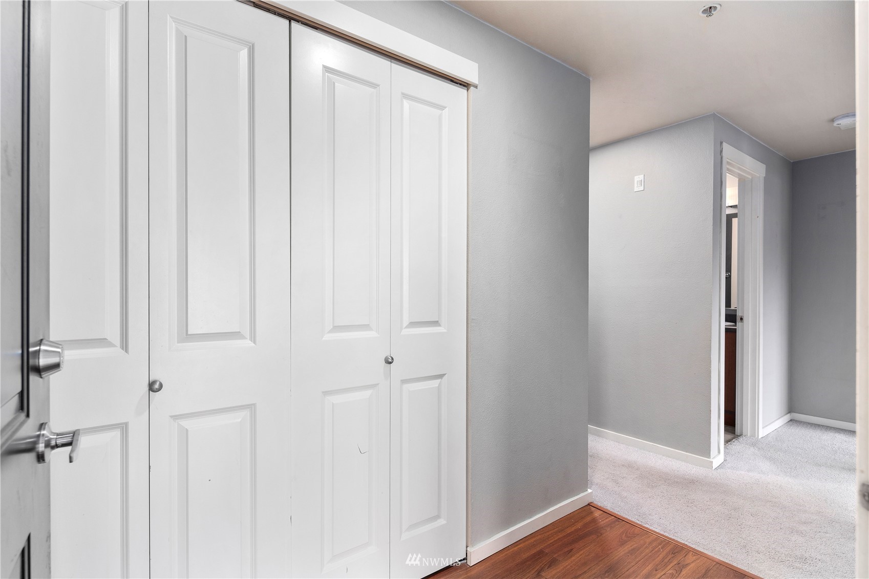 12404 East Gibson Road, Unit K302 Everett, WA 98204 - Photo 4 of 35 Gallery Image 4