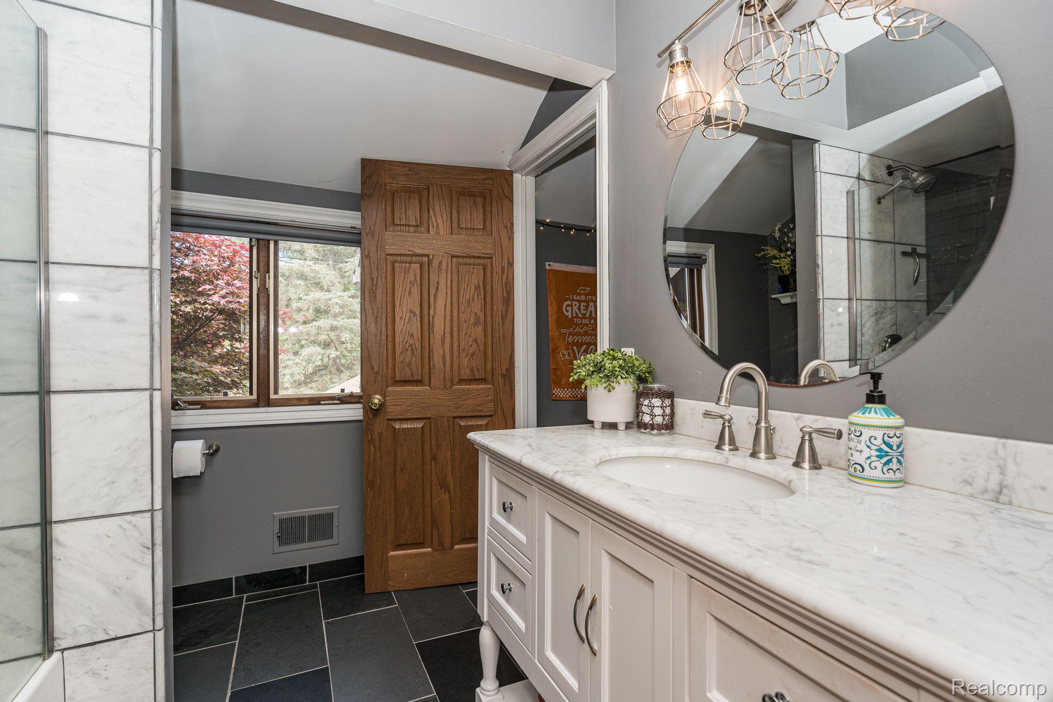 3965 Collins Road Oakland, MI 48363 - Photo 26 of 63 Gallery Image 26