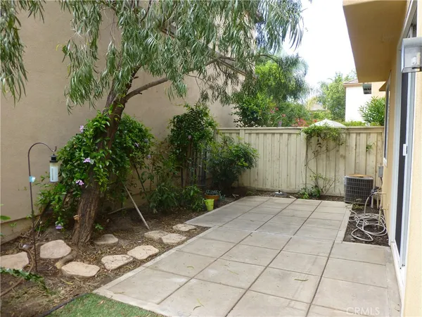 $4,400 | Undisclosed Address, Irvine, CA 92606